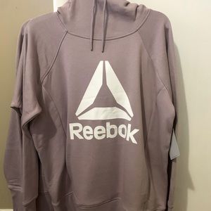 NWT. Reebok Lavendar Hoodie. Sz medium.